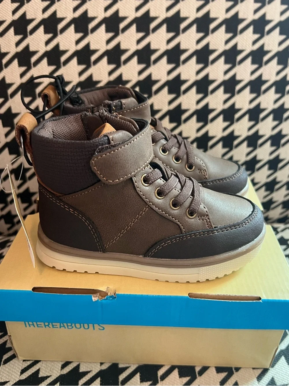 Thereabouts Toddler Boys Lil Asher Flat Heel Lace Up Boots- Size 7